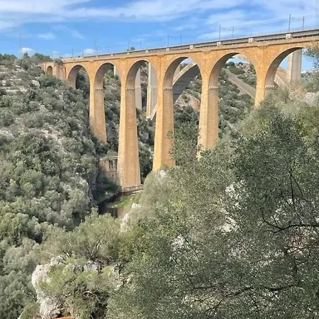 شقة L' Arche Monolocale كاستلانيتا